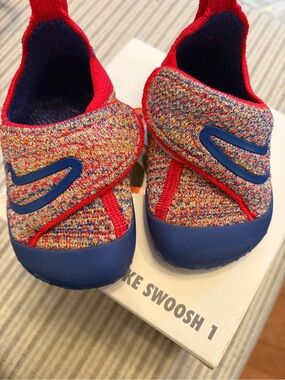 nike swoosh 1 sail game royal siren red